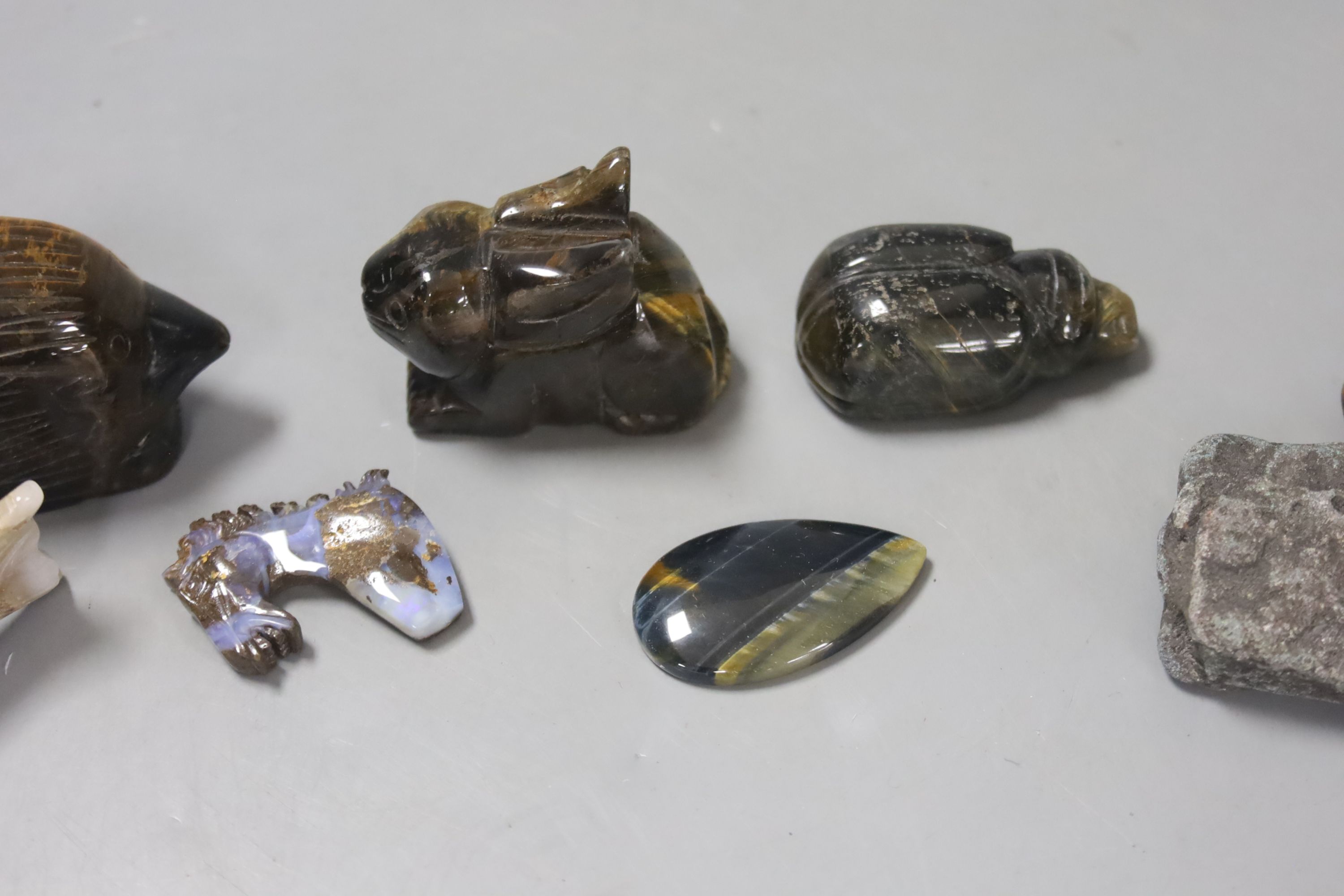 A large quantity of Chinese hardstone ornamental carvings